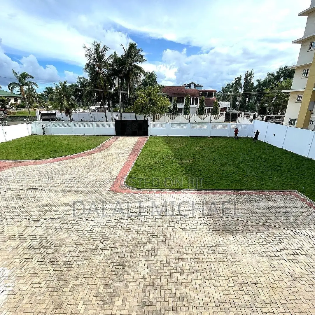 6bdrm Mansion in Mikocheni for rent