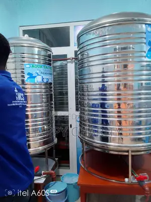 Stainless Steel Tank for Storage and Mixing Purpose