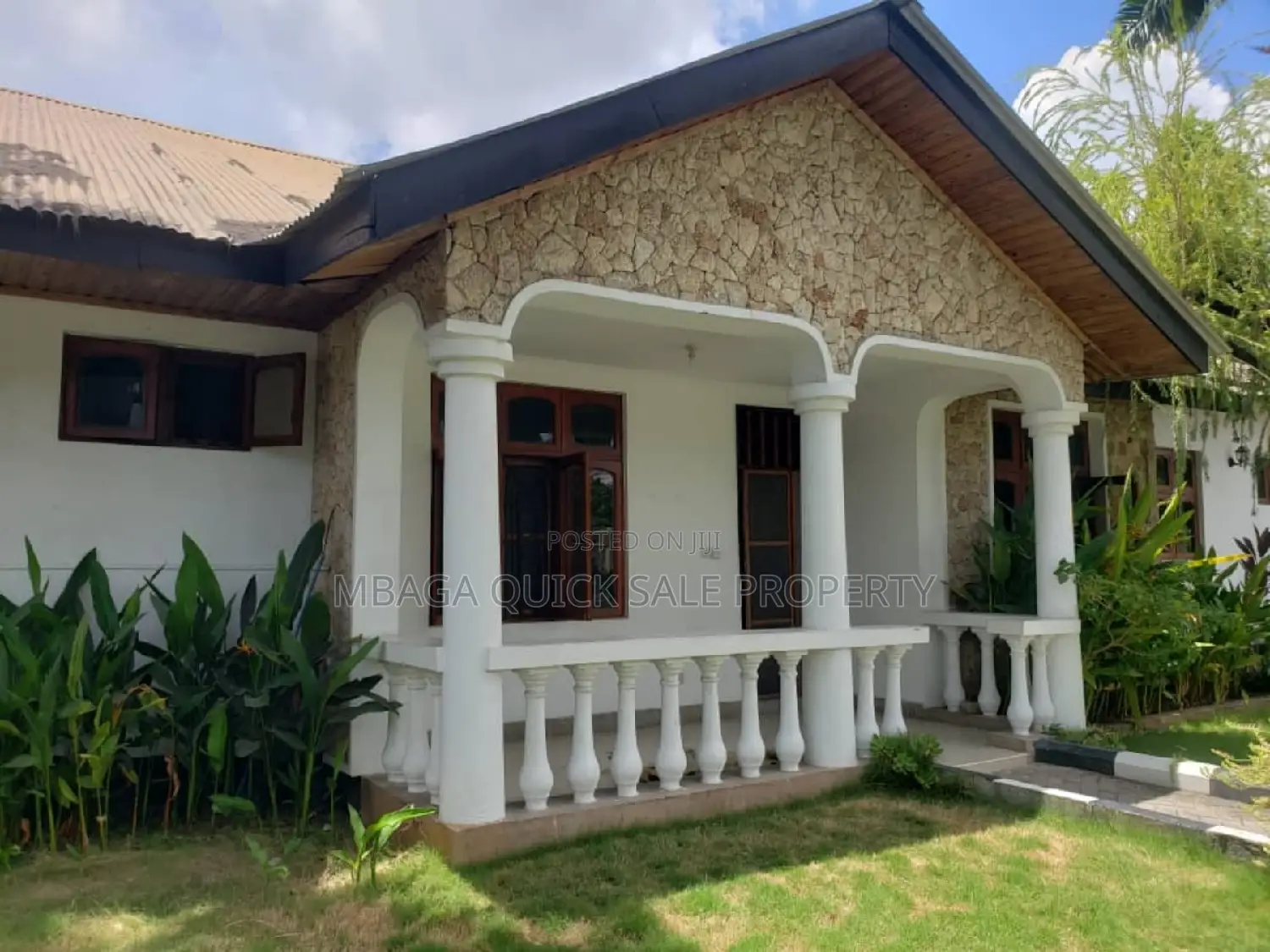 5bdrm House in Mikocheni for rent