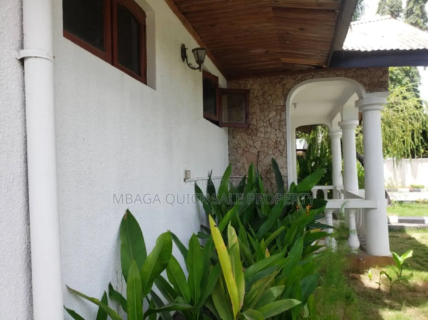 5bdrm House in Mikocheni for rent