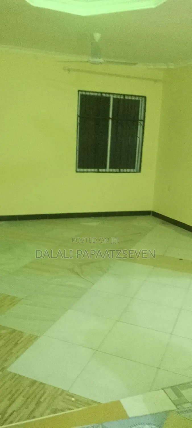 3bdrm House in Dalalipapaatzseven, Mbezi Beach for rent