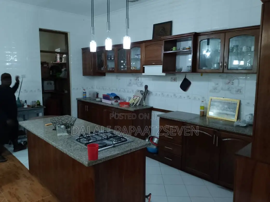 3bdrm House in Dalalipapaatzseven, Mbweni for rent