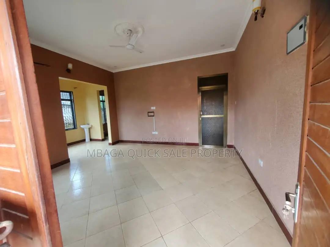 4bdrm House in Madale Polisi, Goba for sale