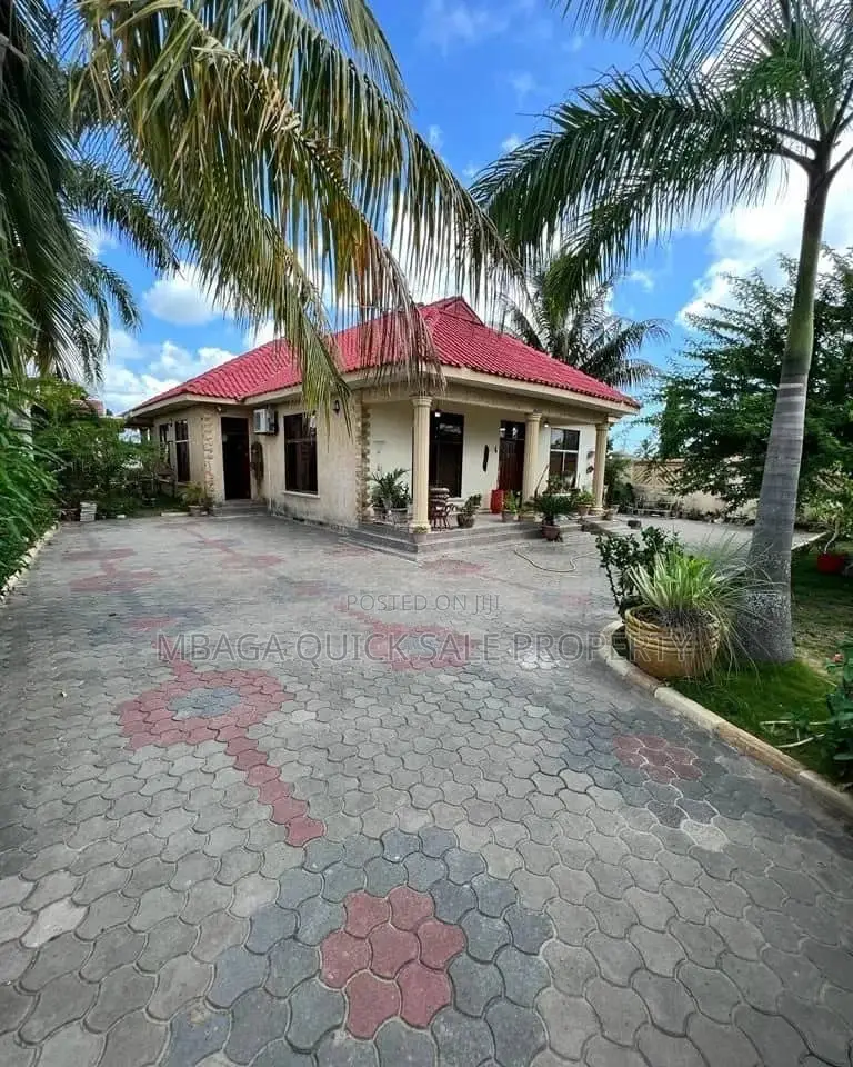 3bdrm House in Mbweni Mpiji for rent