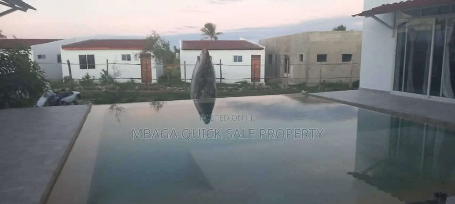 20bdrm House in Zanzibar Bwejuu, Kaskazini A for sale