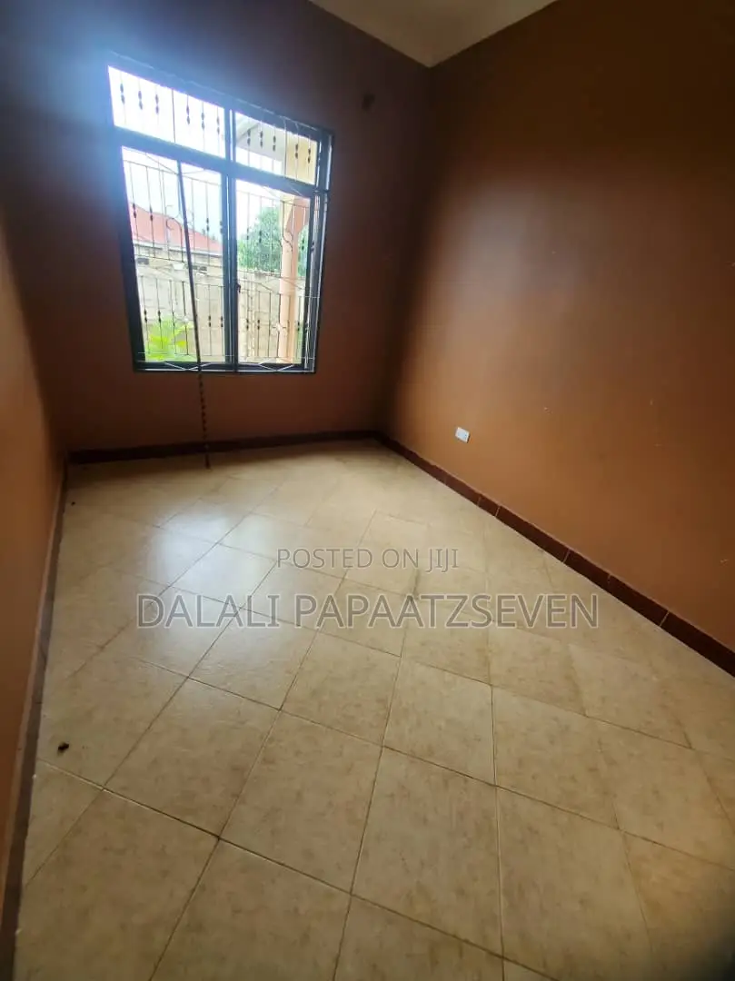 4bdrm House in Dalalipapaatzseven, Kinondoni for sale