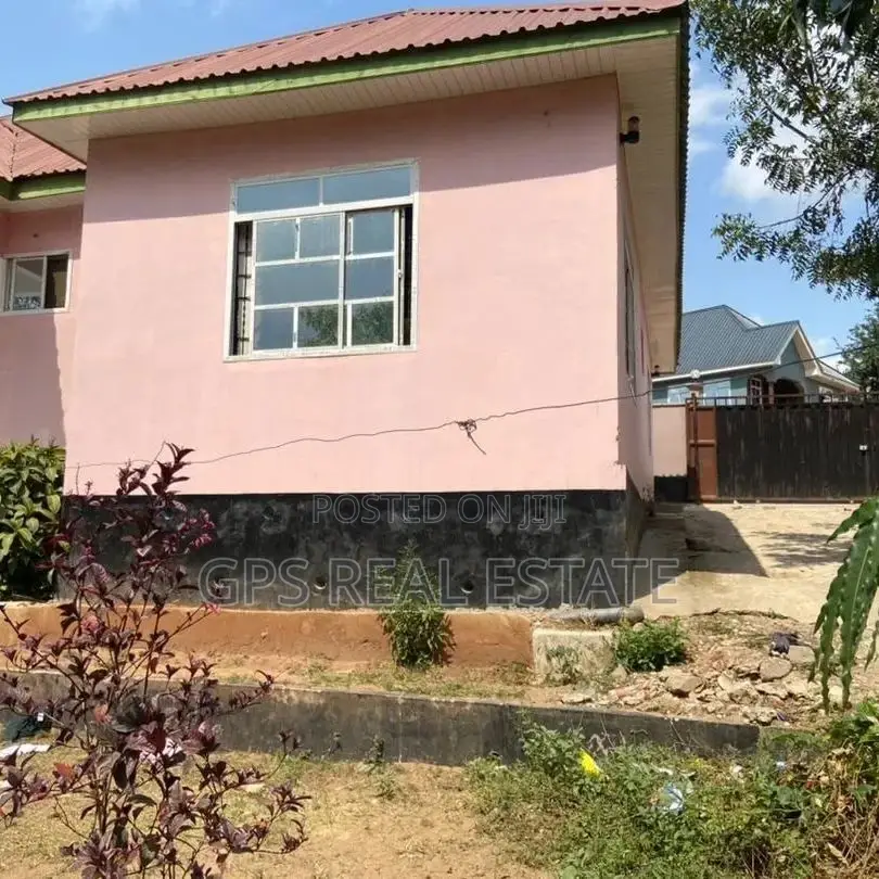 3bdrm House in Goba Njia Panda, Kinondoni for sale