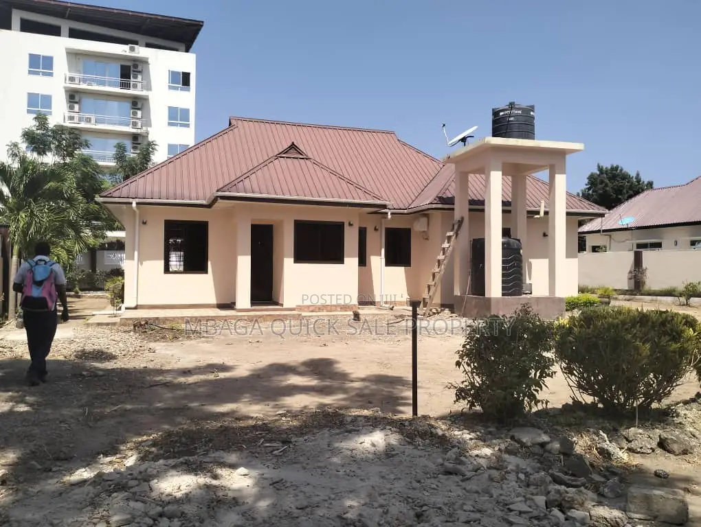 3bdrm House in Masaki for rent