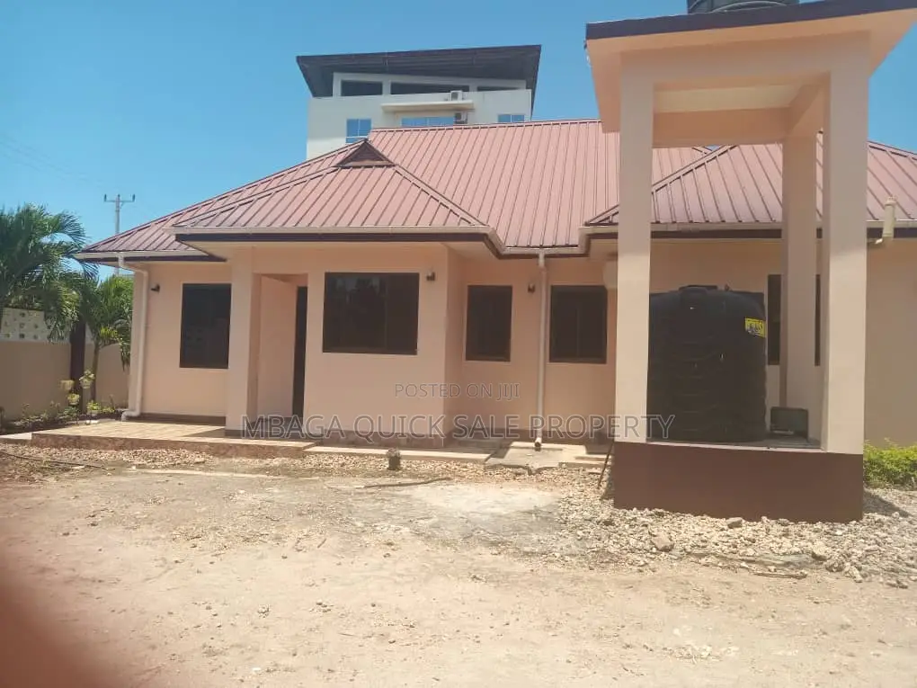 3bdrm House in Masaki for rent
