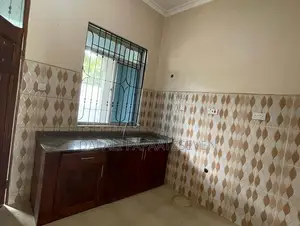 3bdrm House in Dalalipapaatzseven, Kinondoni for rent