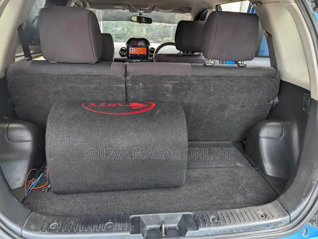 Toyota IST 2005 Blue