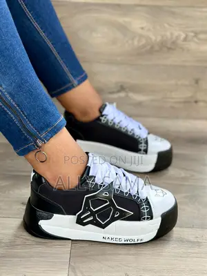 Womens Sneakers Nakef Wolf Black