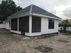 4bdrm House in Msasani for rent