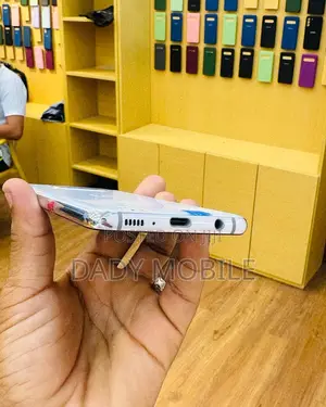 Samsung Galaxy S10e 128 GB White