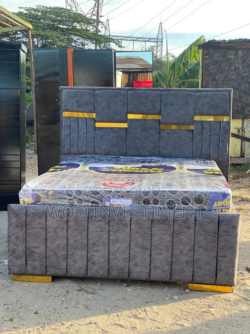 Bedsofas Size 5/6 Zinapatikana