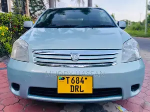 Toyota Raum 2005 Blue