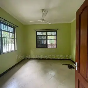 3bdrm House in Dalalipapaatzseven, Bunju for rent