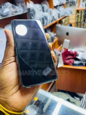 Samsung Galaxy S10e 128 GB Black