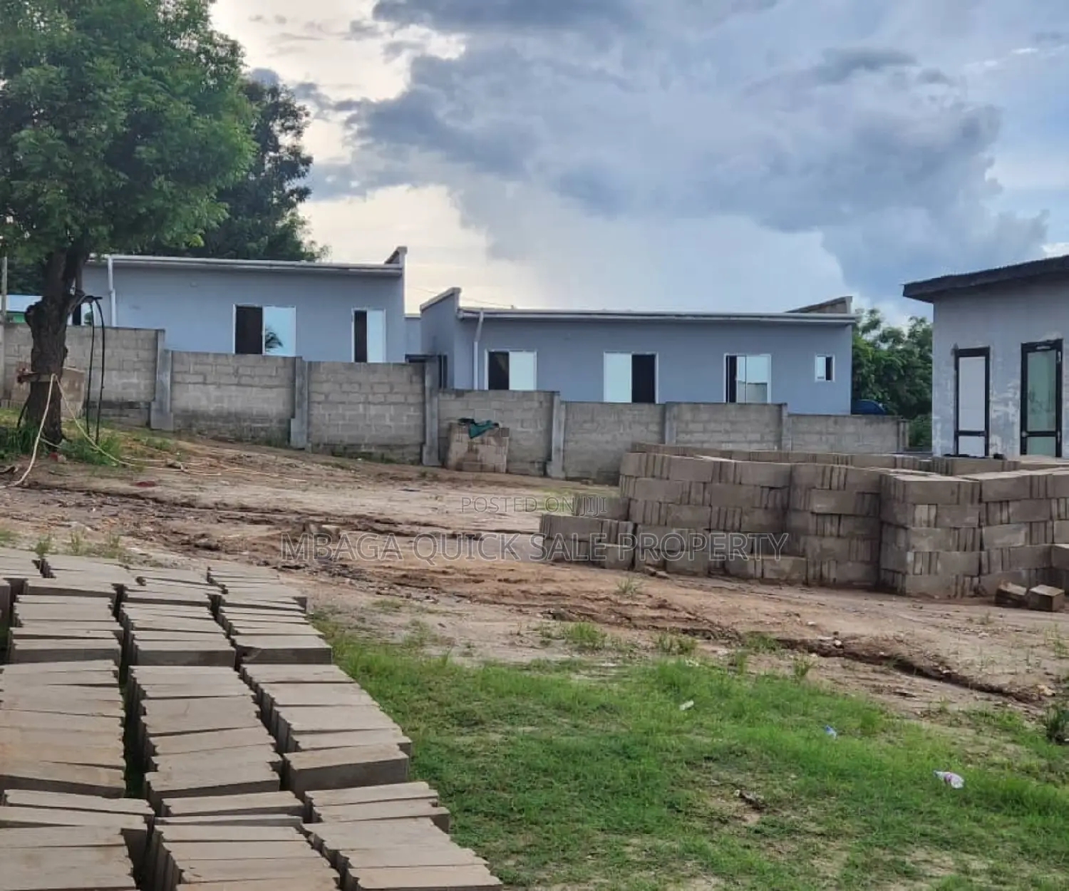 Plot for Sale TSH 200mil Area Sqm1800 at Salasala Majengo