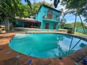 4bdrm Maisonette in Mbezi, Kinondoni for sale