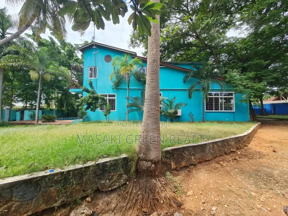 4bdrm Maisonette in Mbezi, Kinondoni for sale