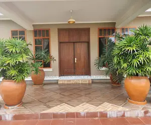 5bdrm House in Bunju B for sale