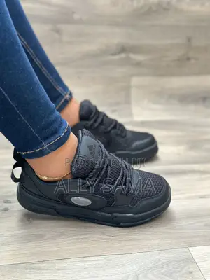 Womens New Adidas Original