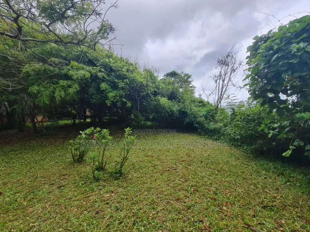 5bdrm House in Kimbiji, Kigamboni for sale