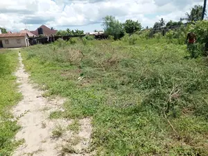 Plot for Sale in Bahari Beach SQM 2400