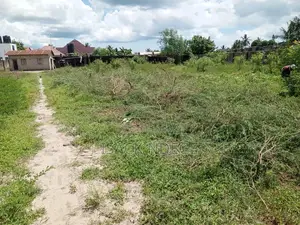 Plot for Sale in Bahari Beach SQM 2400