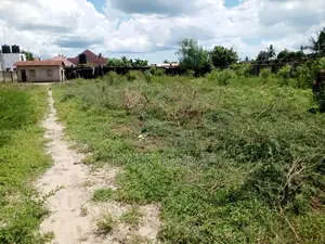 Plot for Sale in Bahari Beach SQM 2400
