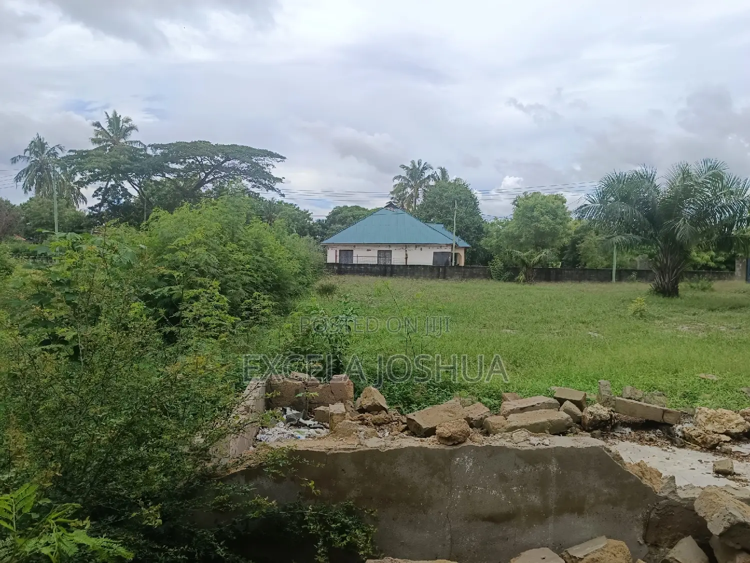 Eneo Zuri Sana Kwa Uwekezaji Linauzwa Ukonga Mombasa
