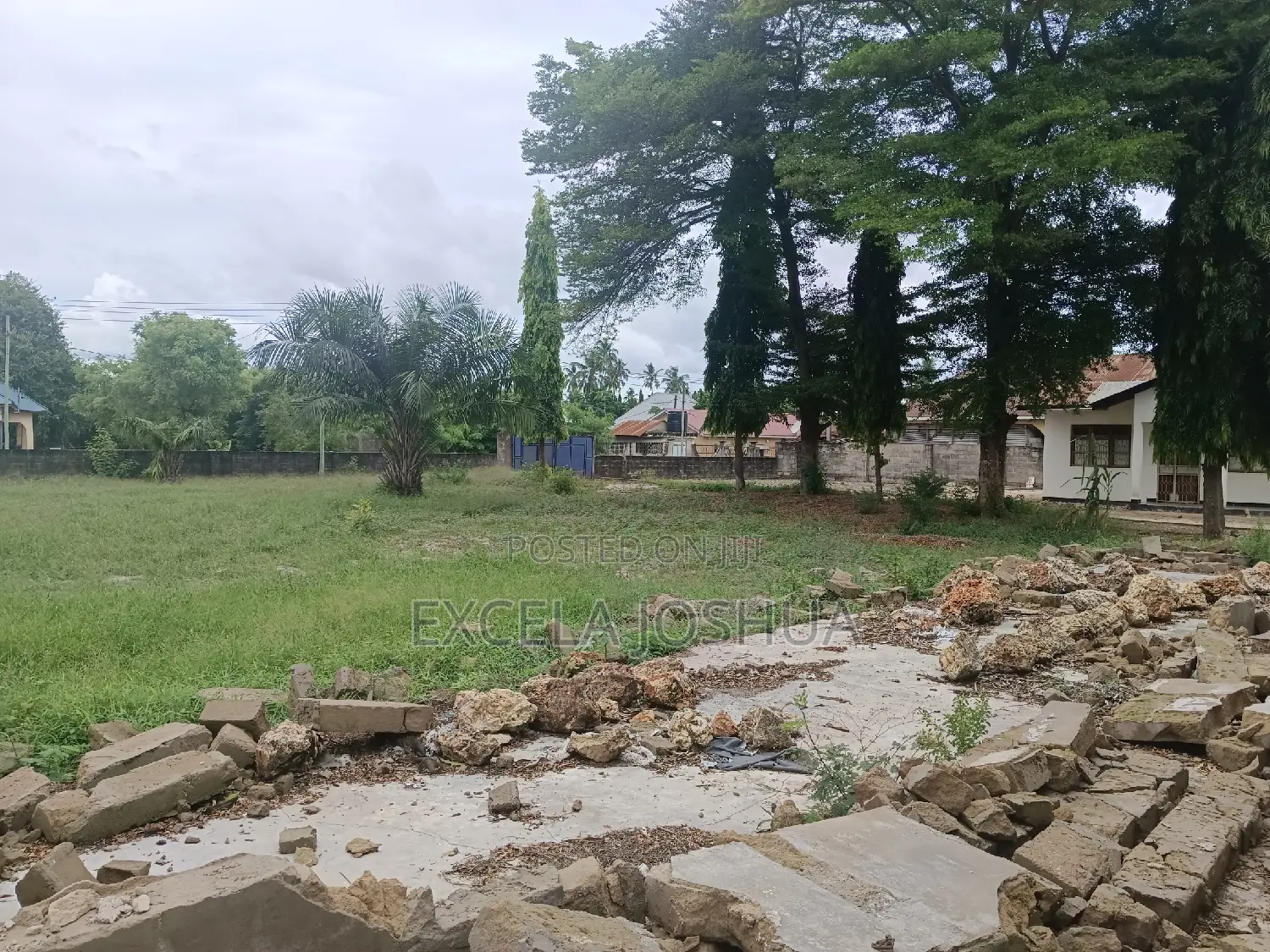 Eneo Zuri Sana Kwa Uwekezaji Linauzwa Ukonga Mombasa