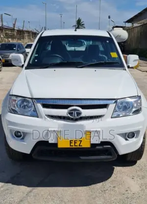 Tata Xenon 2017 White
