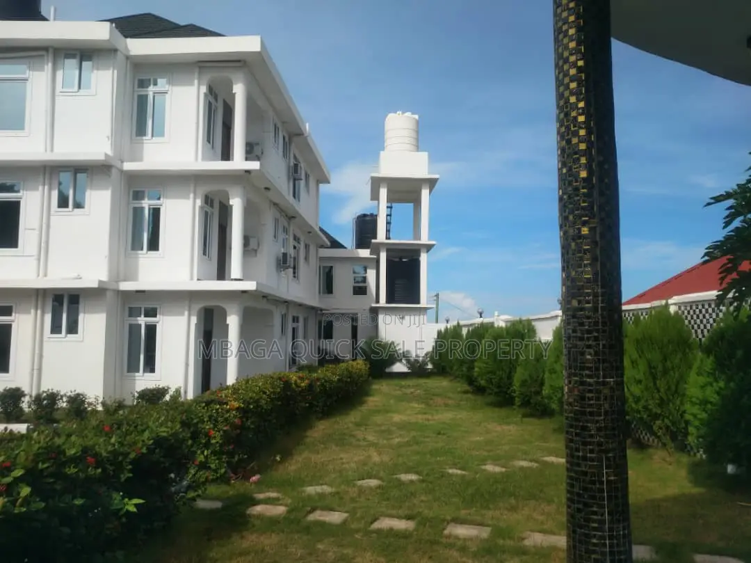 20bdrm House in Salasala, Mbezi for rent