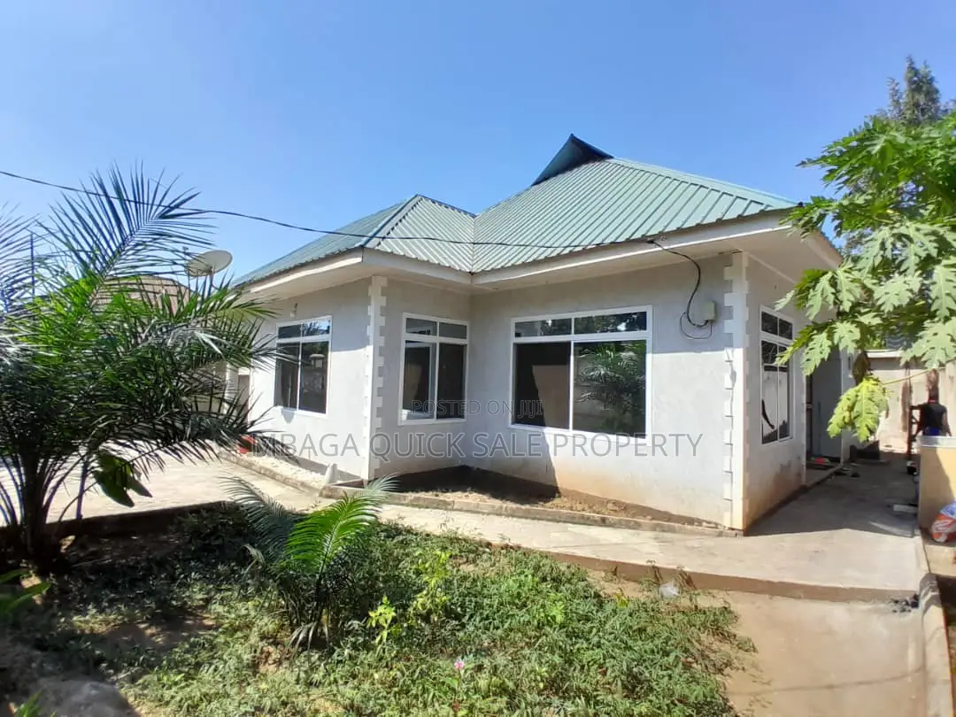 3bdrm House in Mbezi Makabe Msumi for sale