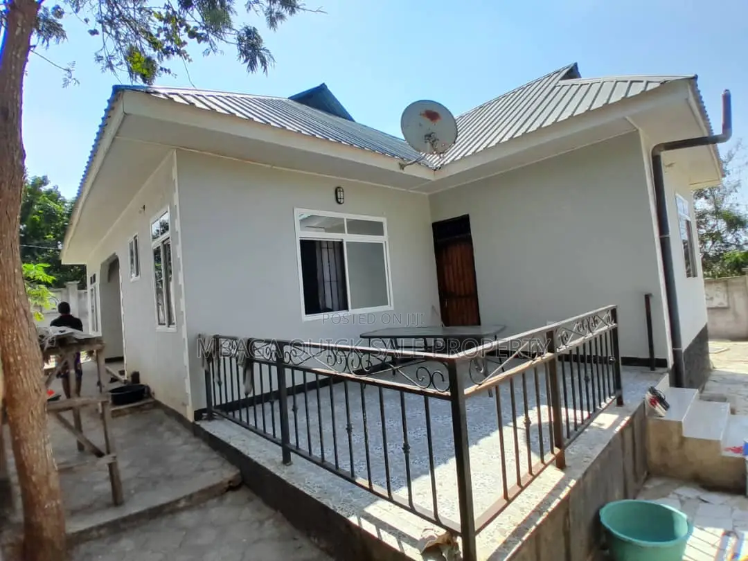 3bdrm House in Mbezi Makabe Msumi for sale