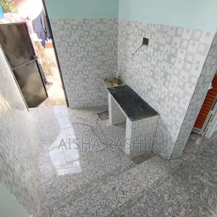 1bdrm Apartment in Kimara for rent