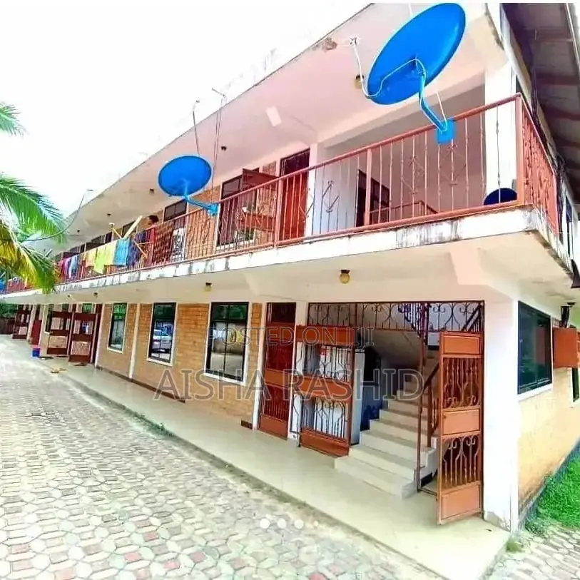 Furnished 2bdrm Apartment in Kimara for rent