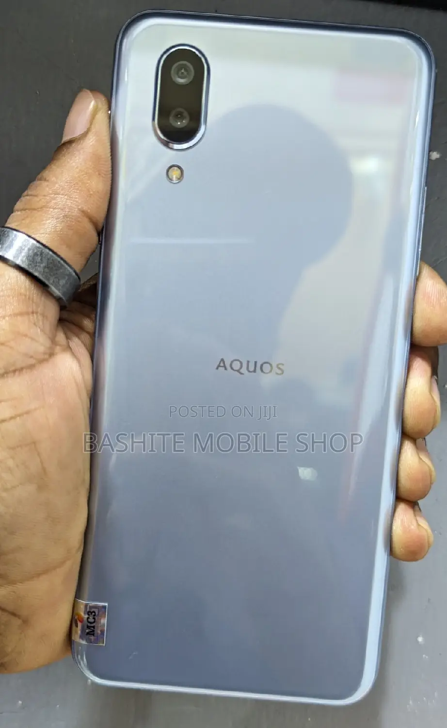 Sharp Aquos R3 128 GB Silver