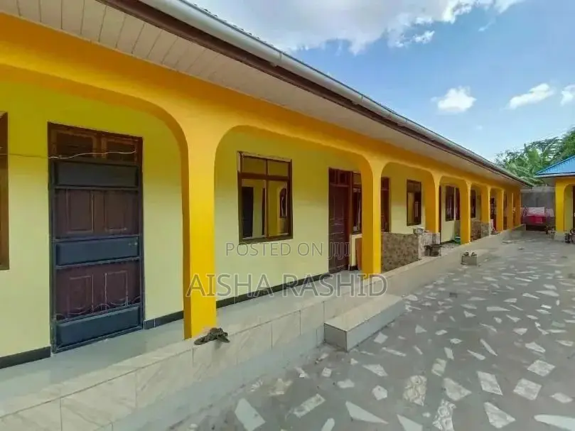 1bdrm Apartment in Kimara for rent