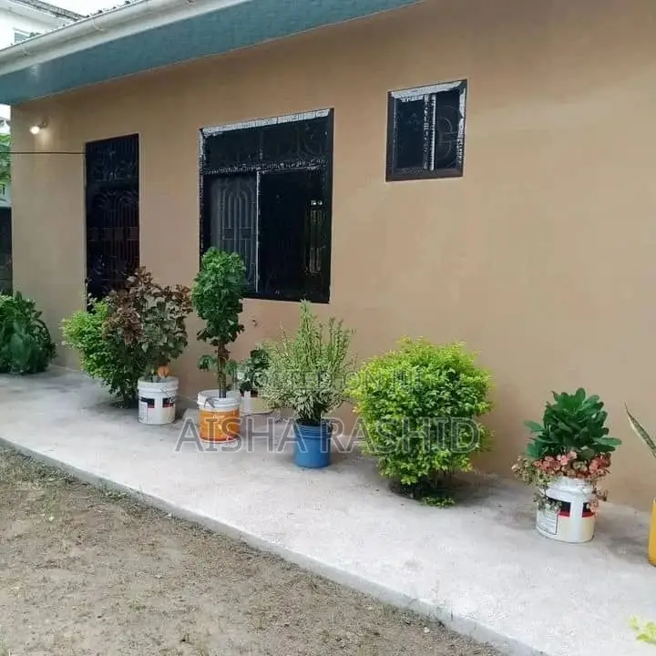 1bdrm Apartment in Kimara for rent