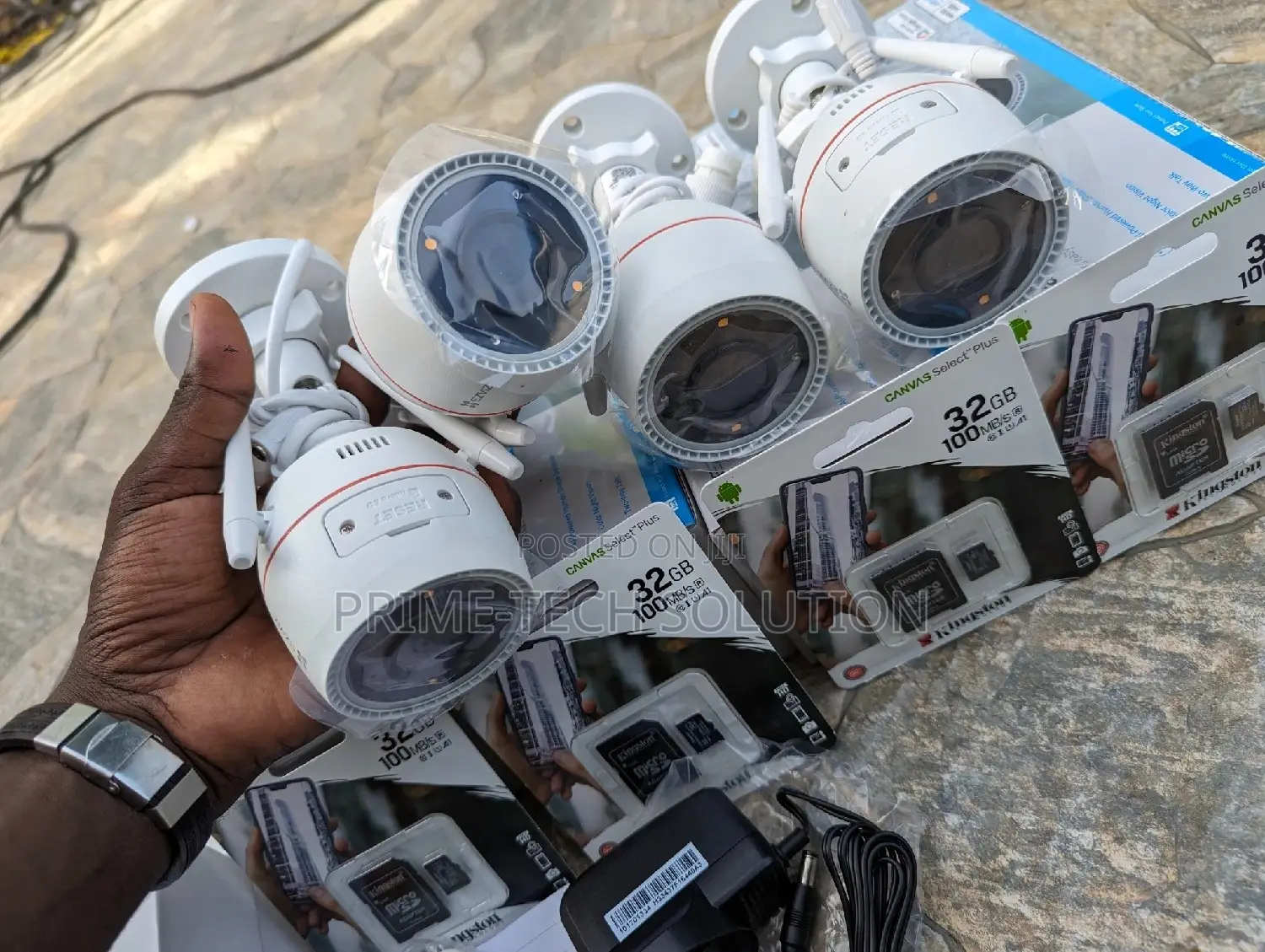 Ezviz H3c Wireless Camera 3mp — Hakuna Waya | Warranty 1yr | Tz