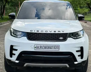 Land Rover Discovery 2018 White