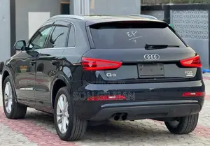 Audi Q3 2014 Blue