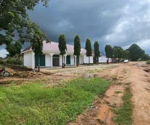 Kiwanja Kinauzwa Bunju