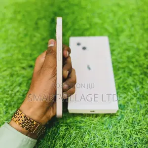 New Apple iPhone 13 128 GB Pink