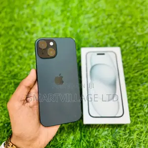 New Apple iPhone 15 128 GB Black