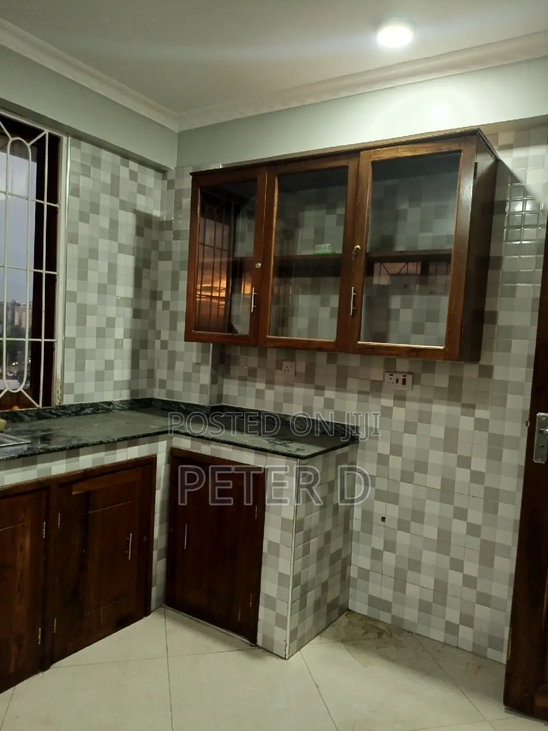 3bdrm Apartment in Kariakoo for rent