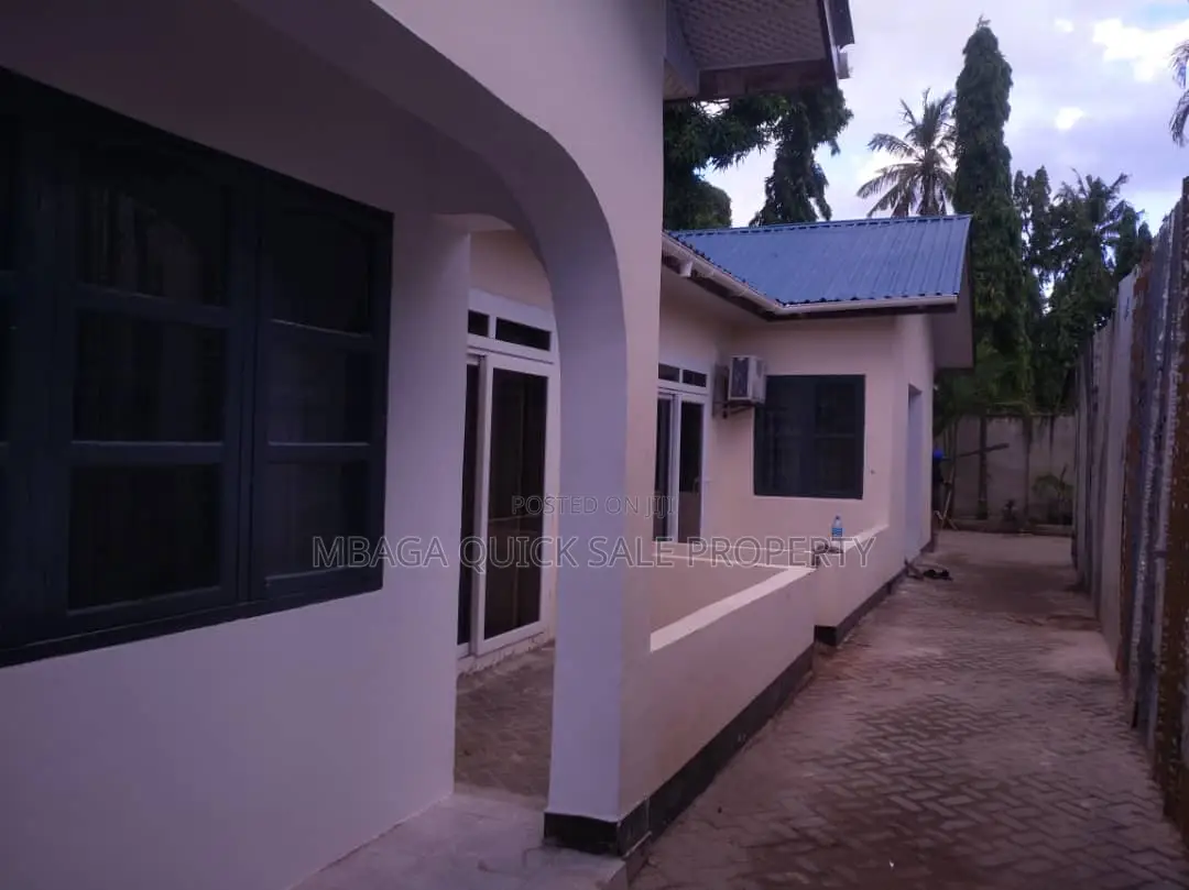 Furnished 1bdrm Apartment in Mikochen, Mikocheni for rent